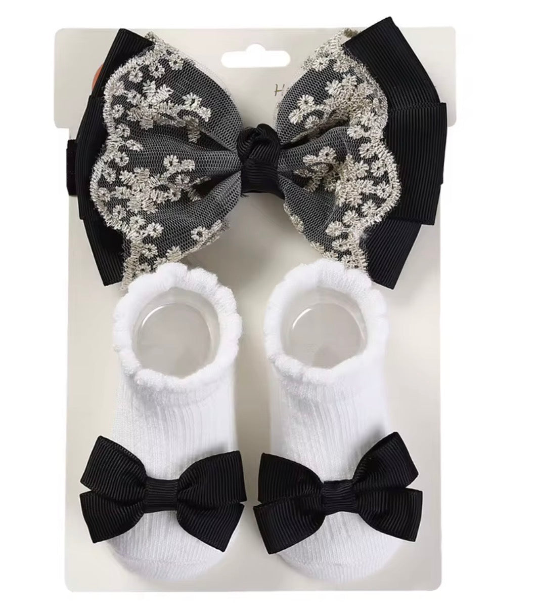 Baby Bow & Sock Set 0-24 months